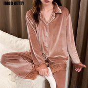 Women's Velvet Long-sleeved Pajamas Suit